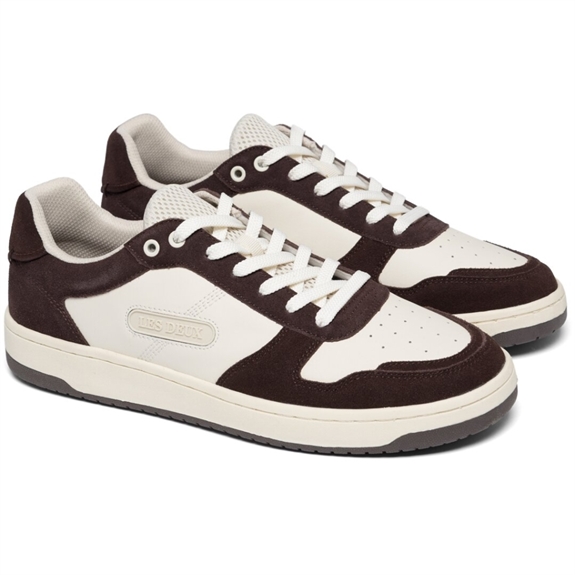 Les Deux Will Basketball Sneaker - White/Ebony Brown